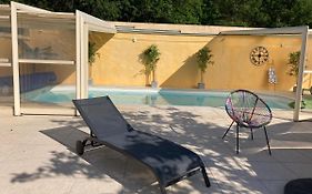Chai Saint Jean Camelia Piscine Et Spa
